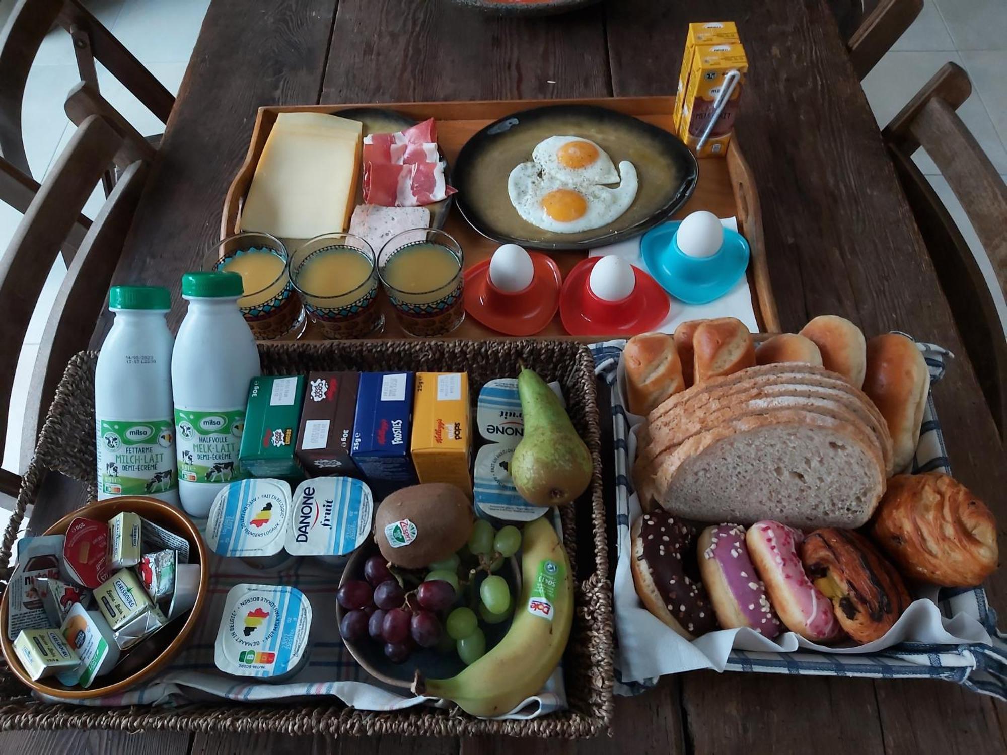 De Linderd Bed and Breakfast Άαλστ Εξωτερικό φωτογραφία